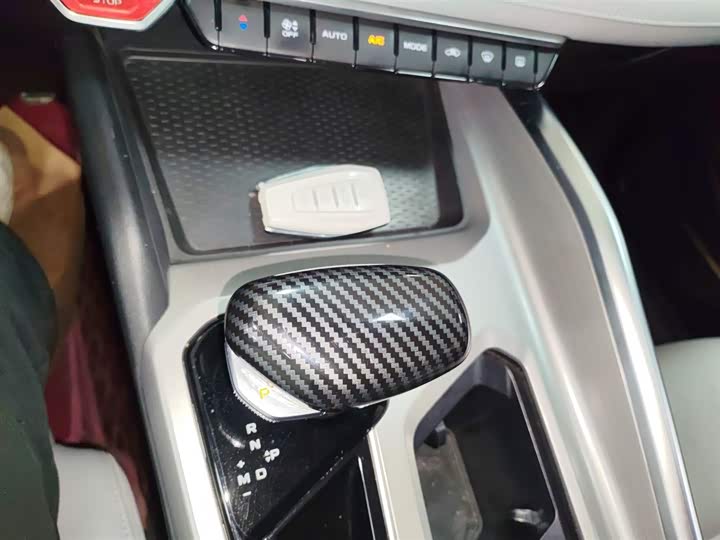 Фото 14 - Geely Preface