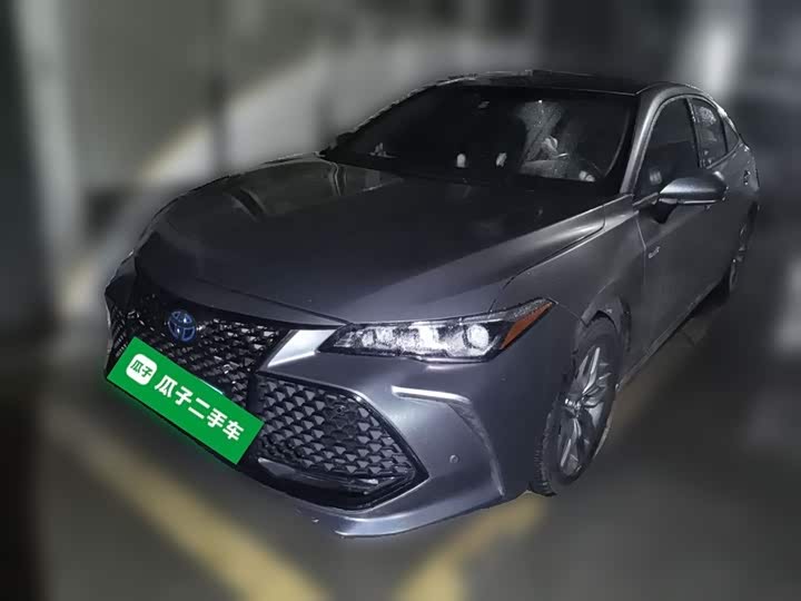 Фото 1 - Toyota Avalon