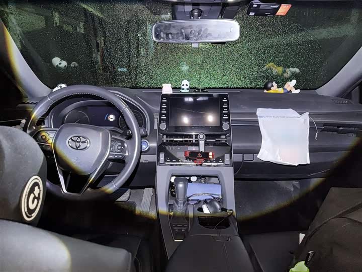 Фото 11 - Toyota Avalon