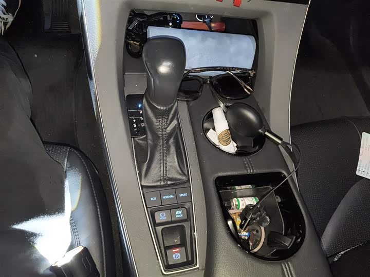 Фото 16 - Toyota Avalon