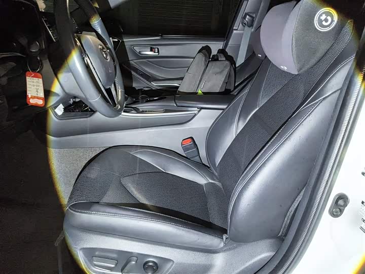 Фото 17 - Toyota Avalon