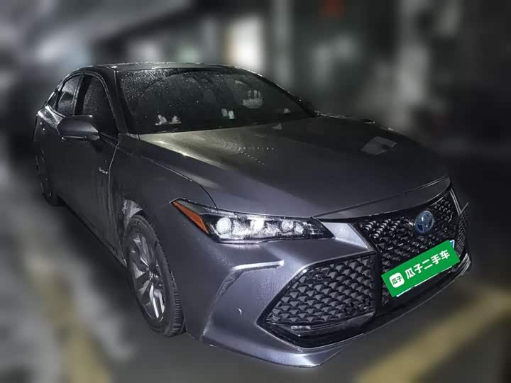 Фото 4 - Toyota Avalon