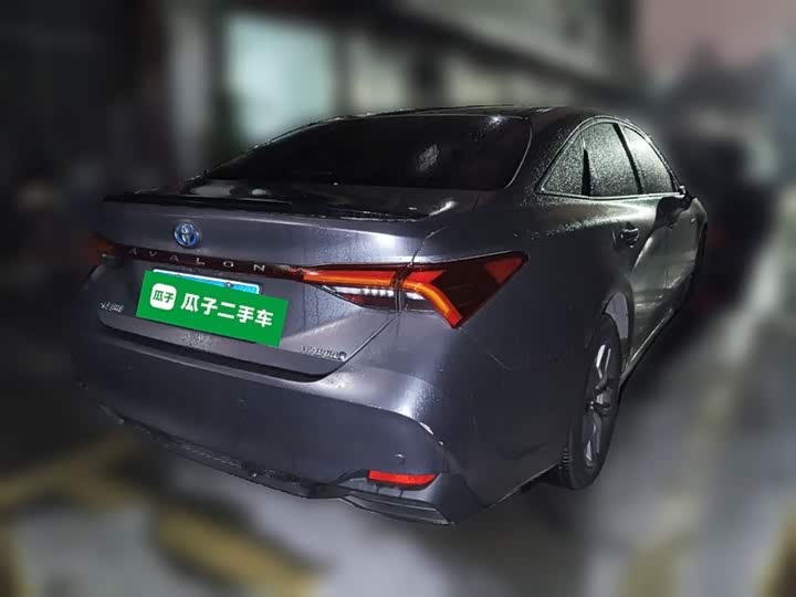 Фото 7 - Toyota Avalon