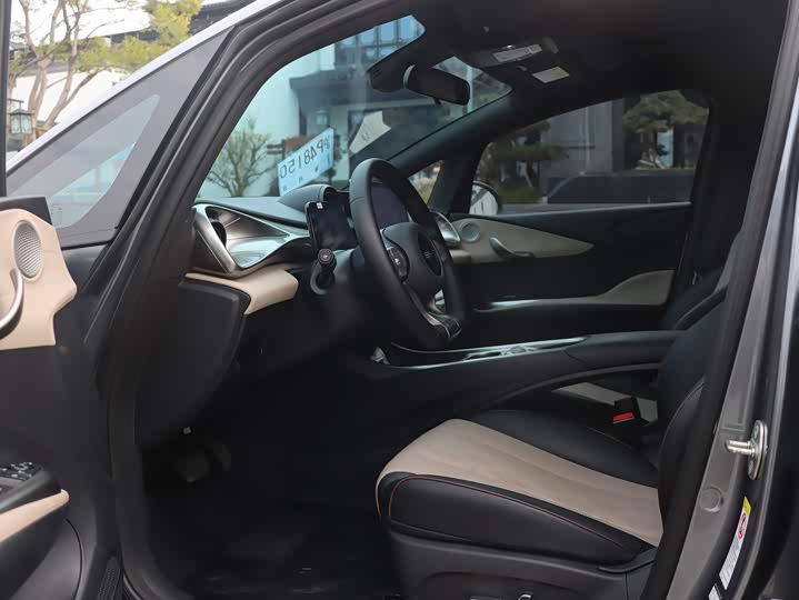 Фото 9 - BYD Dolphin