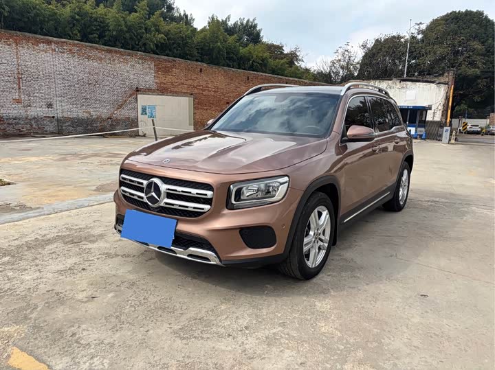 Фото 1 - Mercedes-Benz GLB-Class