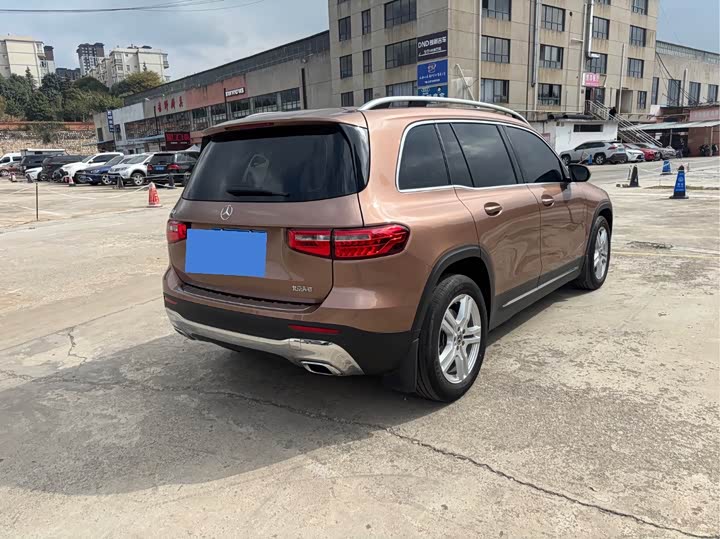 Фото 4 - Mercedes-Benz GLB-Class