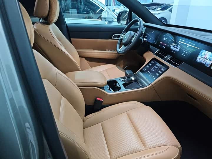 Фото 25 - LiXiang One