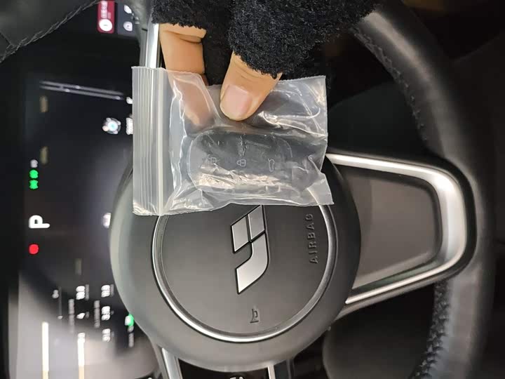 Фото 9 - LiXiang One