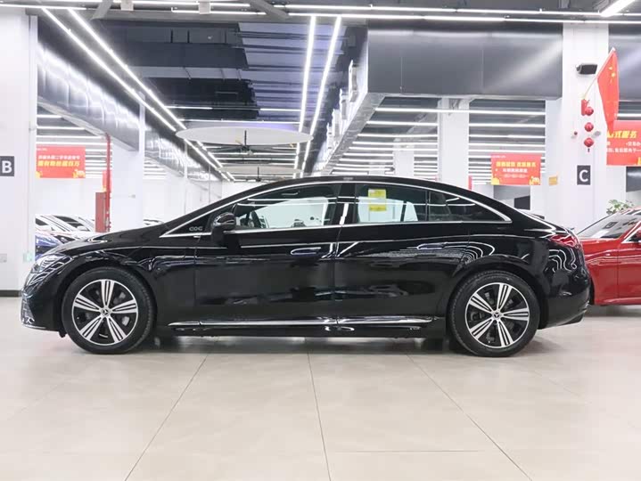 Фото 3 - Mercedes-Benz EQE