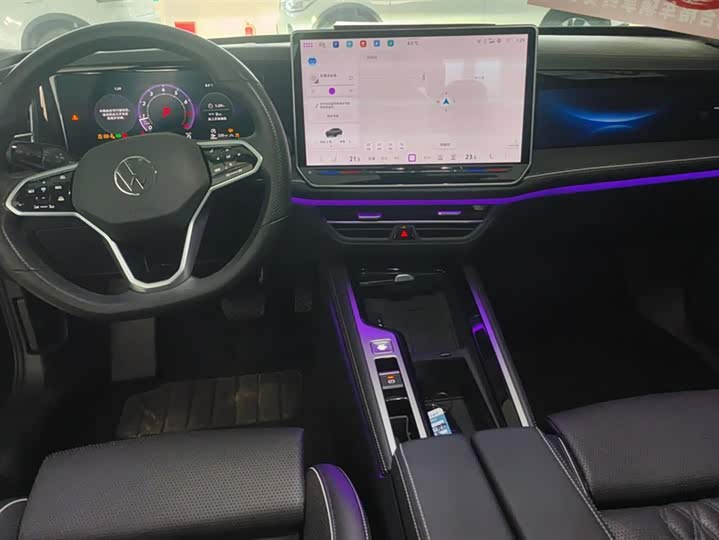 Фото 12 - Volkswagen Magotan