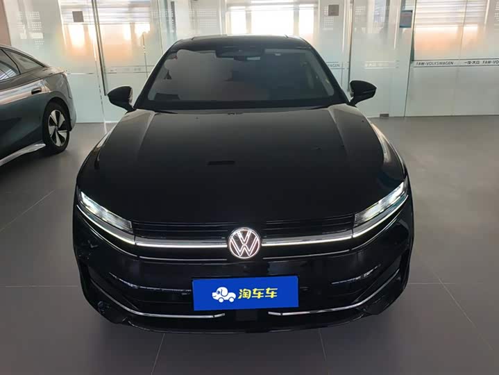 Фото 2 - Volkswagen Magotan
