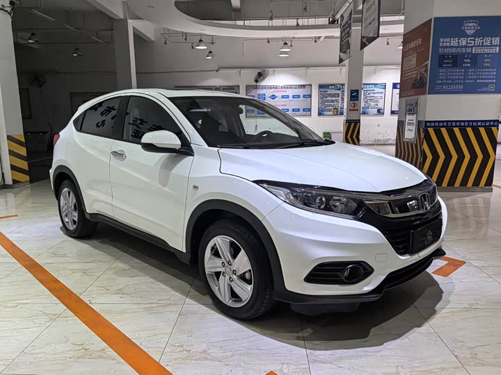 Фото 3 - Honda Vezel