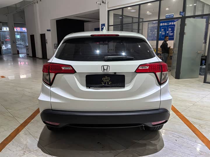 Фото 5 - Honda Vezel