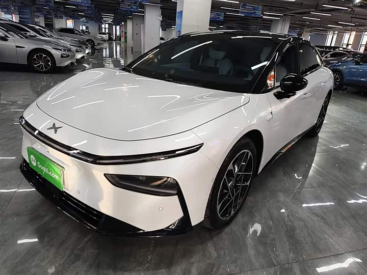 Фото 1 - XPeng F57