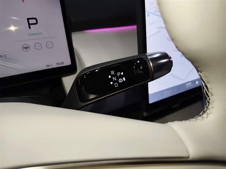 Фото 14 - XPeng F57