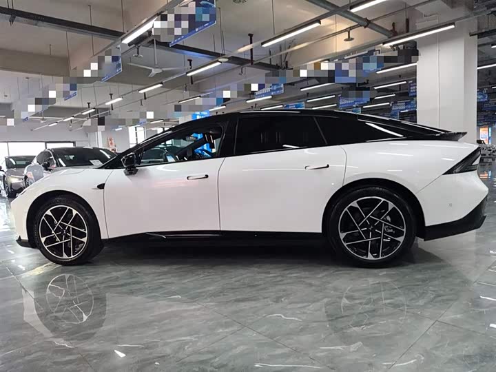 Фото 5 - XPeng F57