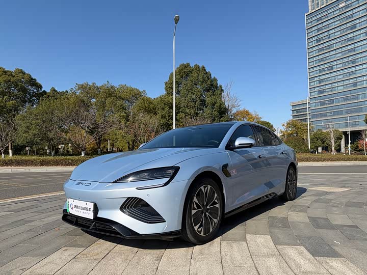 Фото 1 - BYD Seal