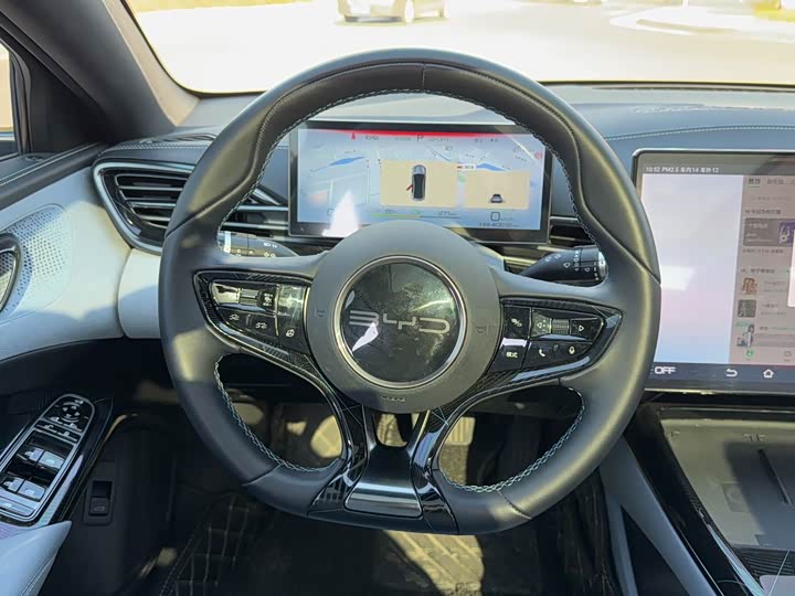 Фото 16 - BYD Seal