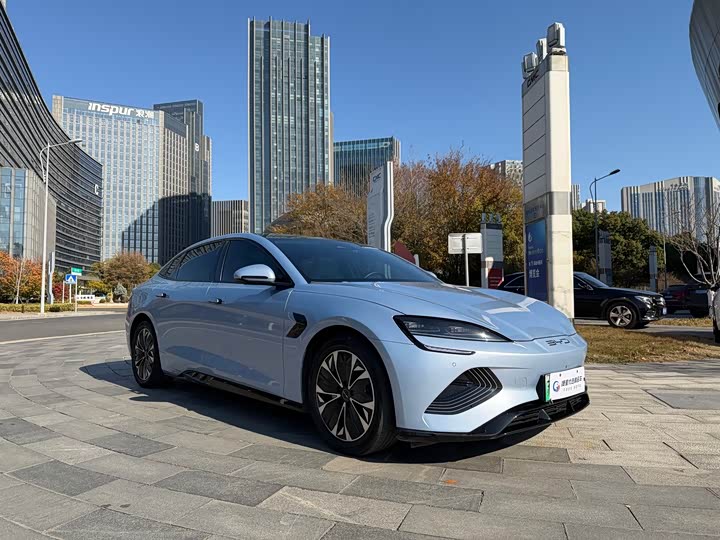 Фото 3 - BYD Seal