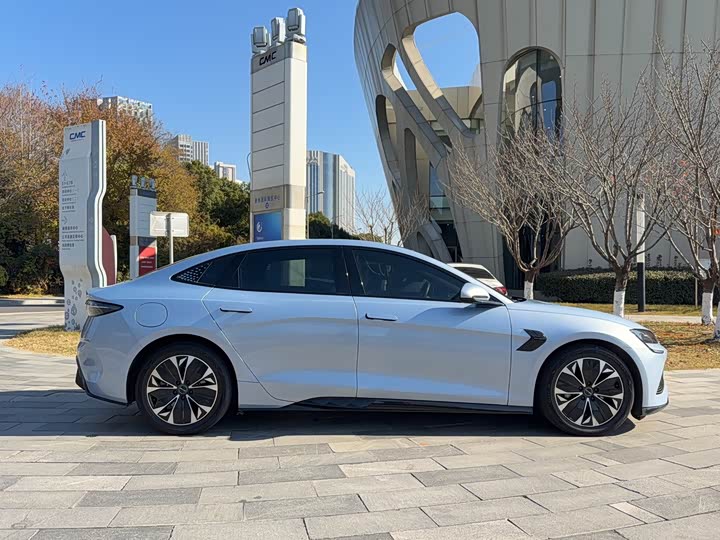 Фото 4 - BYD Seal