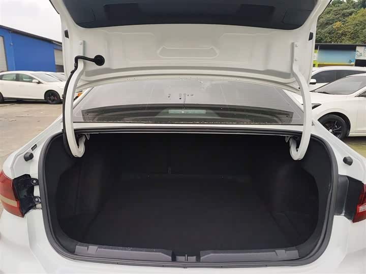 Фото 19 - Volkswagen Lavida