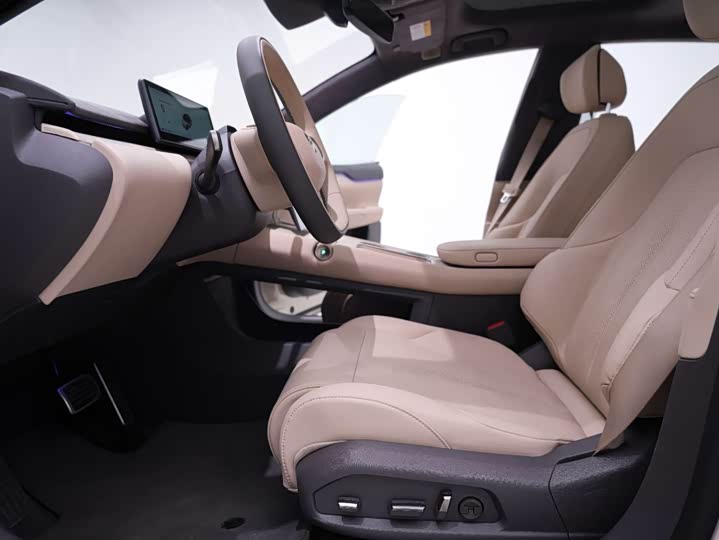 Фото 16 - Nio ET7