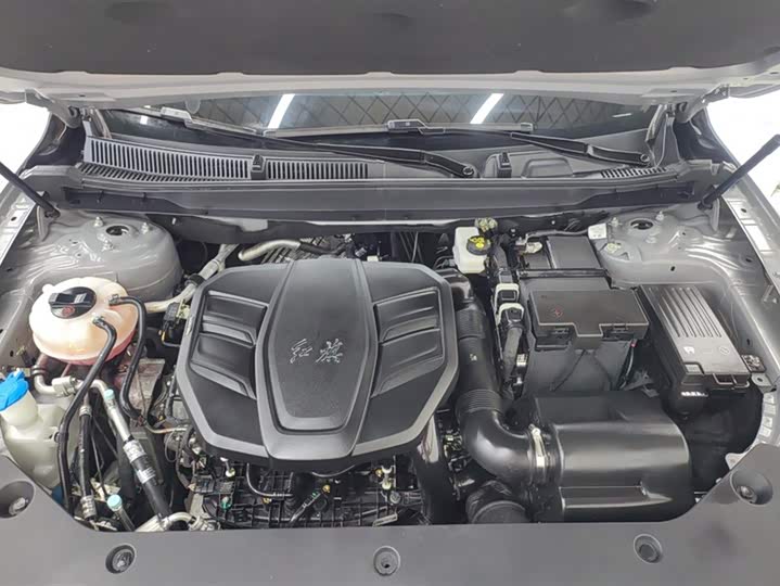 Фото 10 - Hongqi HS5