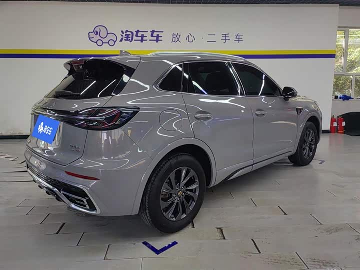 Фото 3 - Hongqi HS5