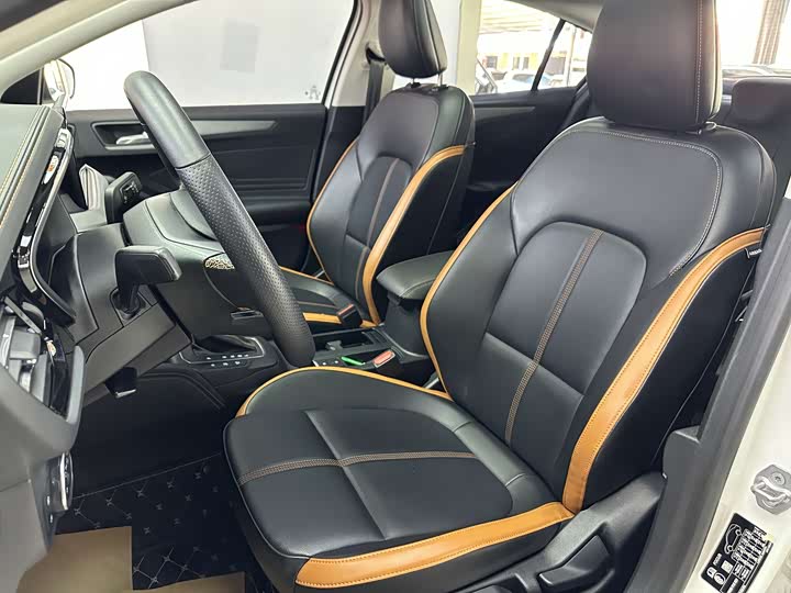 Фото 17 - Ford Focus