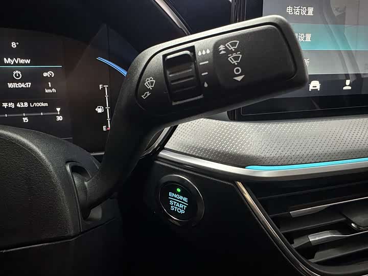 Фото 27 - Ford Focus