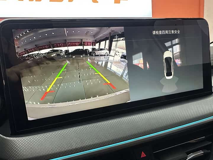 Фото 28 - Ford Focus