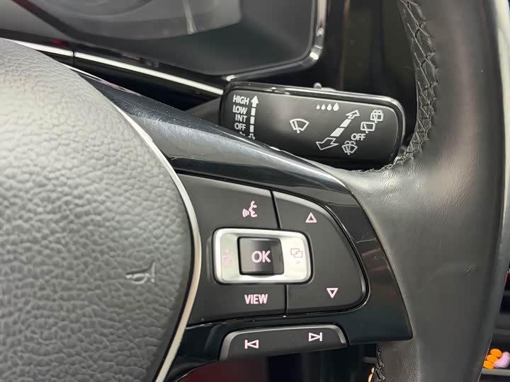 Фото 14 - Volkswagen Tayron