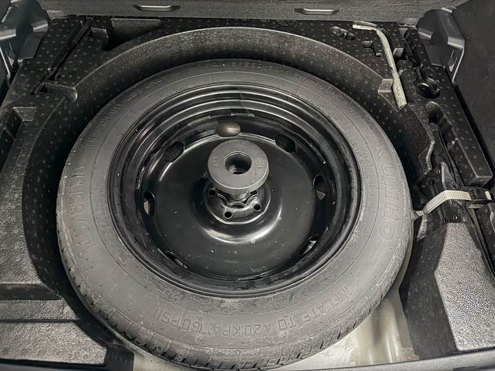 Фото 25 - Volkswagen Tayron