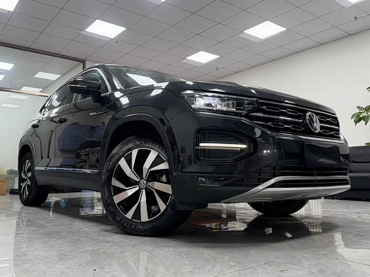 Фото 3 - Volkswagen Tayron