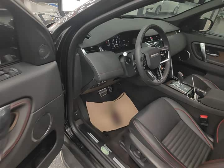 Фото 16 - Land Rover Discovery Sport