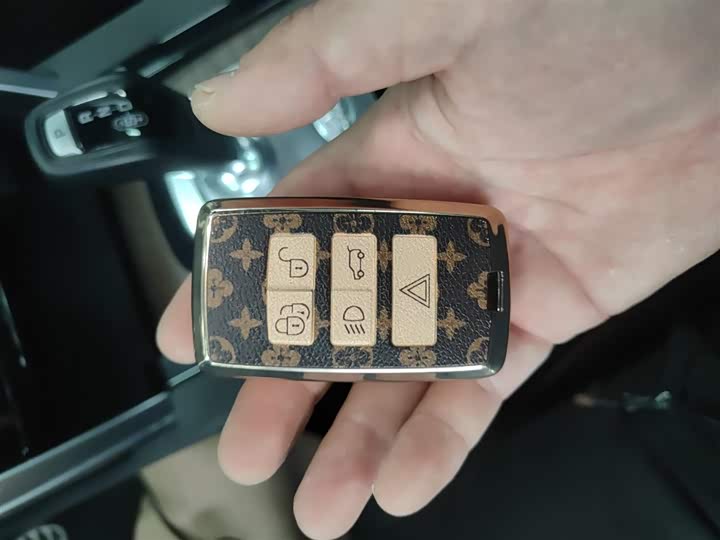 Фото 9 - Land Rover Discovery Sport