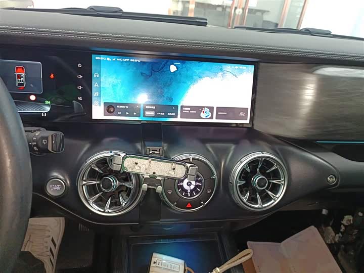 Фото 12 - Tank 300