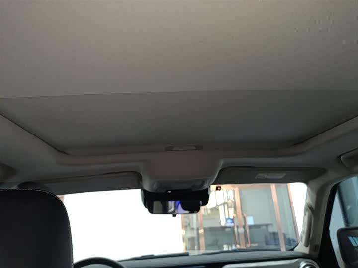 Фото 17 - Tank 300