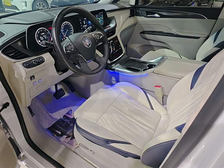 Фото 8 - Buick GL8 ES