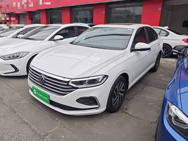 Фото 2 - Volkswagen Lavida