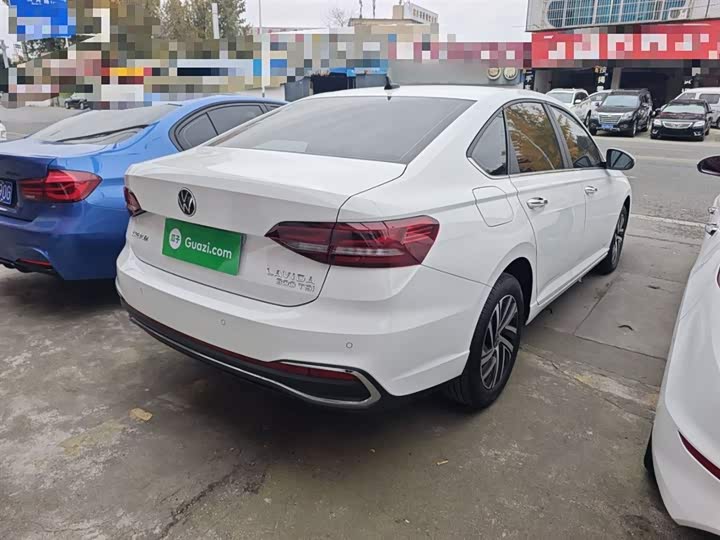 Фото 7 - Volkswagen Lavida