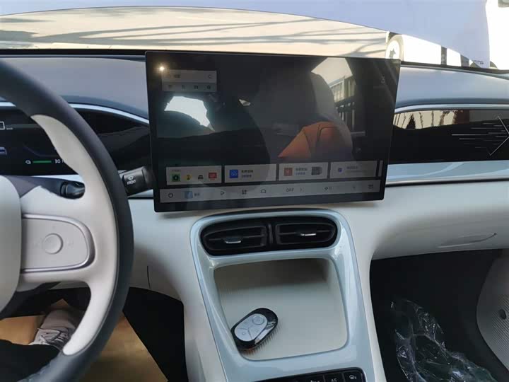 Фото 13 - Geely Galaxy Geome