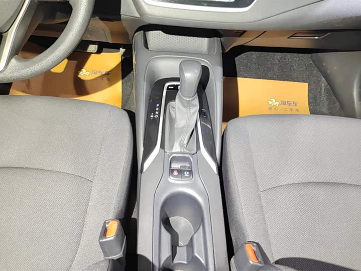 Фото 16 - Toyota Corolla