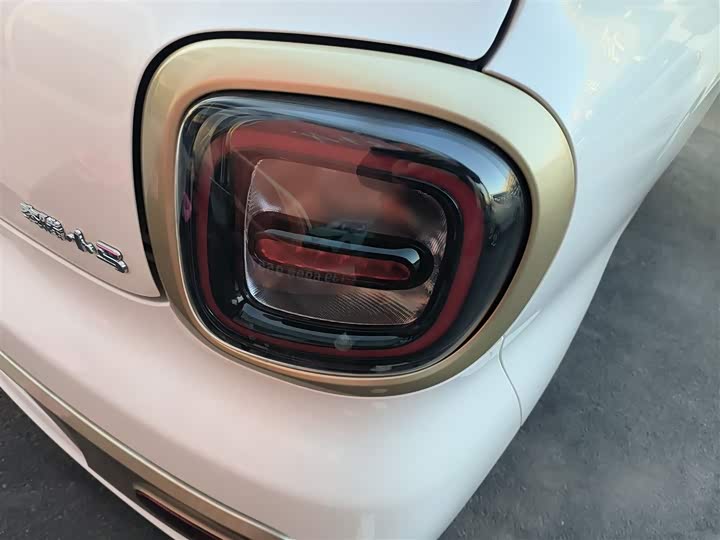 Фото 8 - Bestune Pony