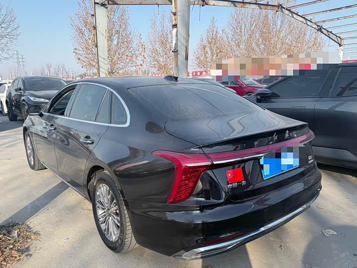 Фото 2 - Hongqi H5