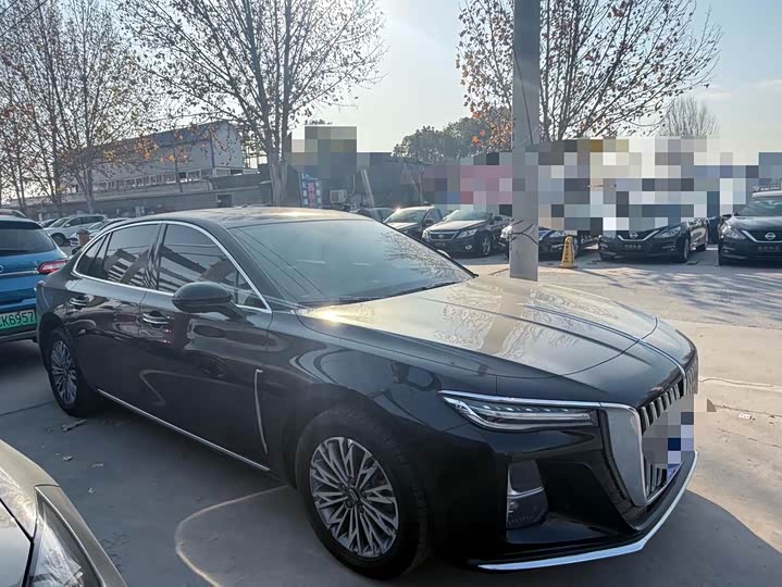 Фото 8 - Hongqi H5