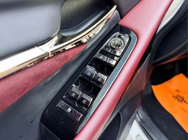 Фото 21 - GAC Trumpchi M8