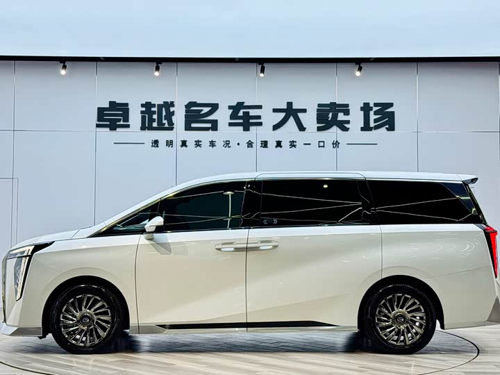 Фото 4 - GAC Trumpchi M8