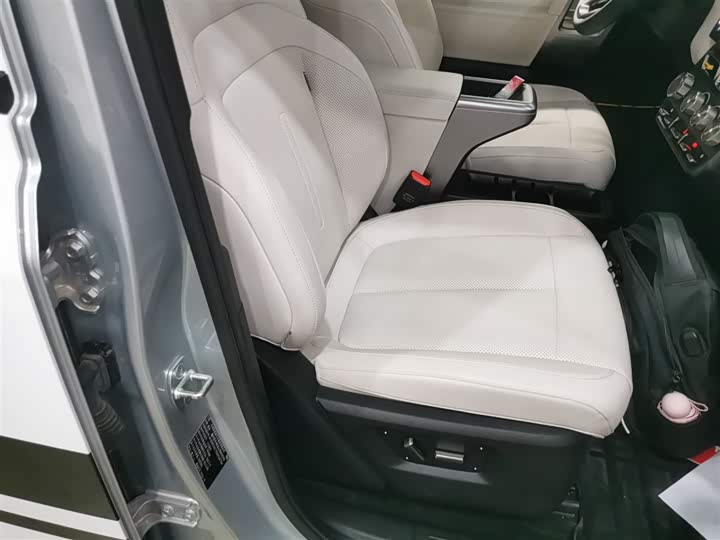 Фото 25 - Chery iCar V23