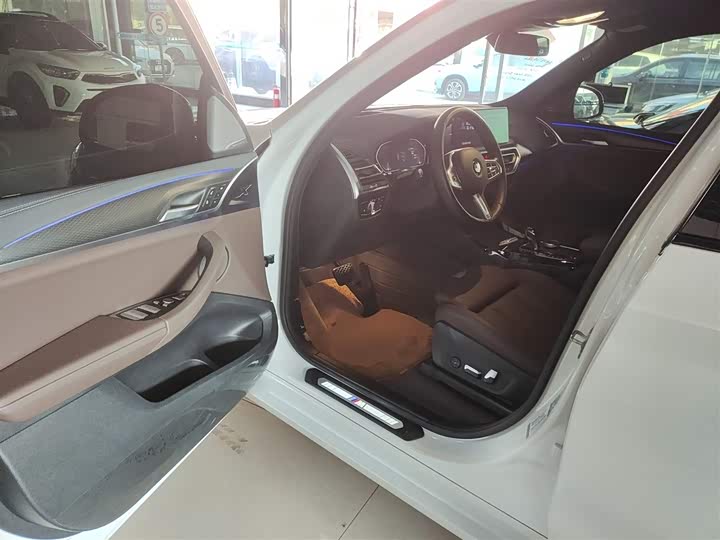 Фото 16 - BMW X3